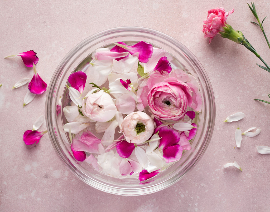 Gulab Jal Benefits For Eyes